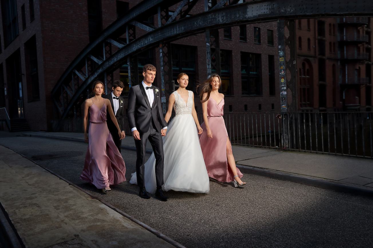 Get ready for a fashionable wedding with Peek & Cloppenburg's 70Seven collection.