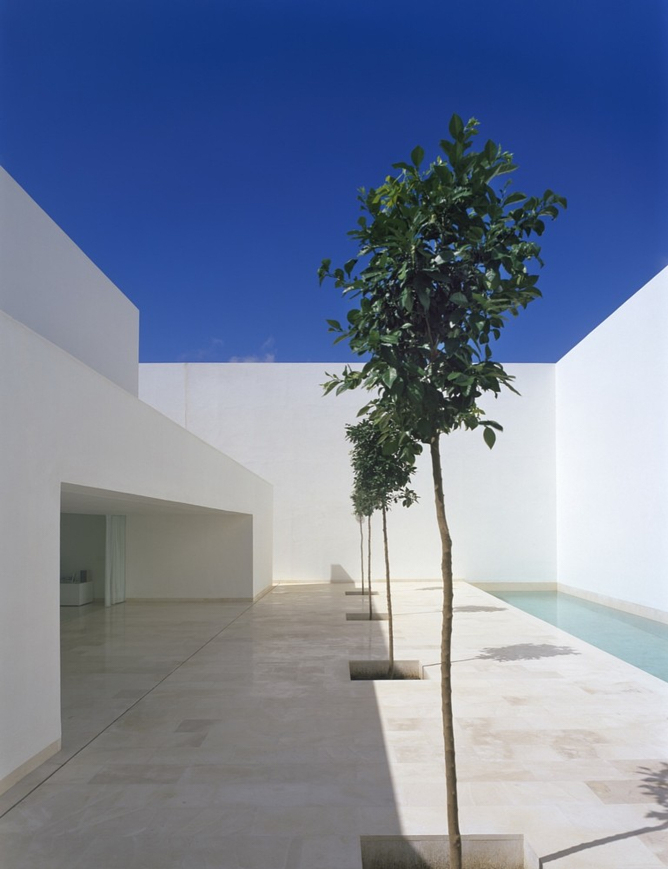 An ideal location for your next production: Andaluz Spain's stunning white villa surrounded by beautiful gardens.